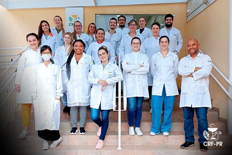 crf-pr-e-cff-habilitam-farmaceuticos-de-curitiba-para-aplicacao-de-vacinas