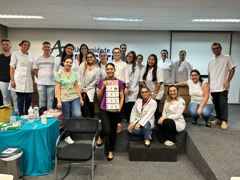 londrina-recebe-curso-de-perfuracao-de-orelhas