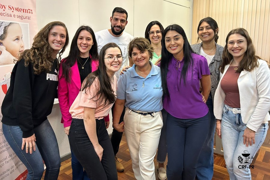 crf-pr-realiza-mais-uma-capacitacao-de-perfuracao-de-lobulo-auricular-em-pato-branco