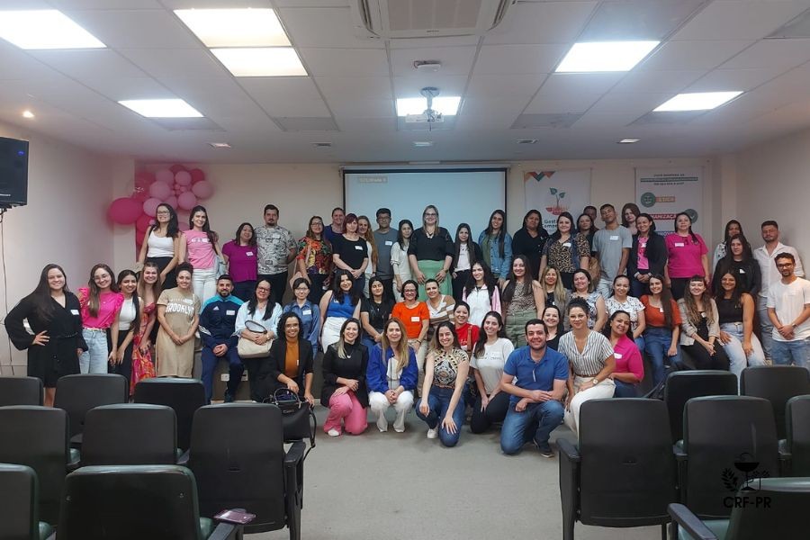 crf-pr-leva-treinamento-aos-farmaceuticos-do-hospital-do-cancer-de-londrina