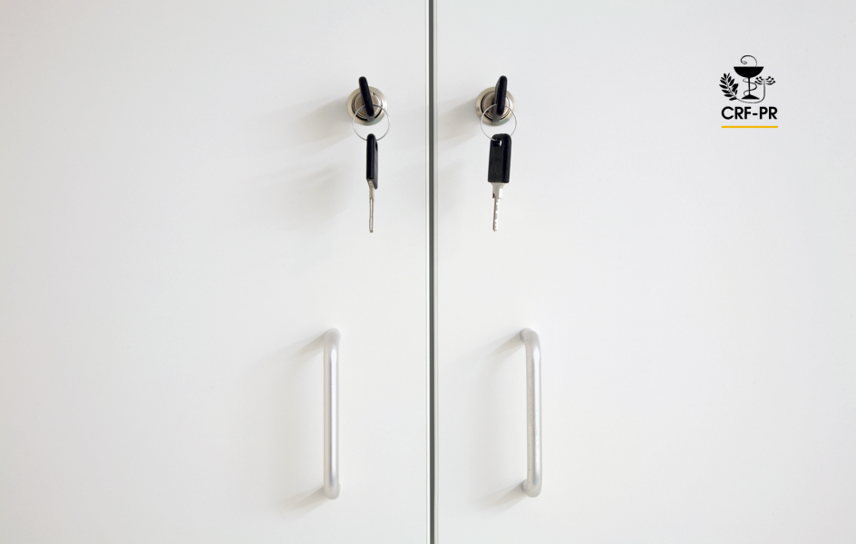 fiscalizacao-orienta-o-farmaceutico-quanto-a-posse-da-chave-dos-medicamentos-controlados