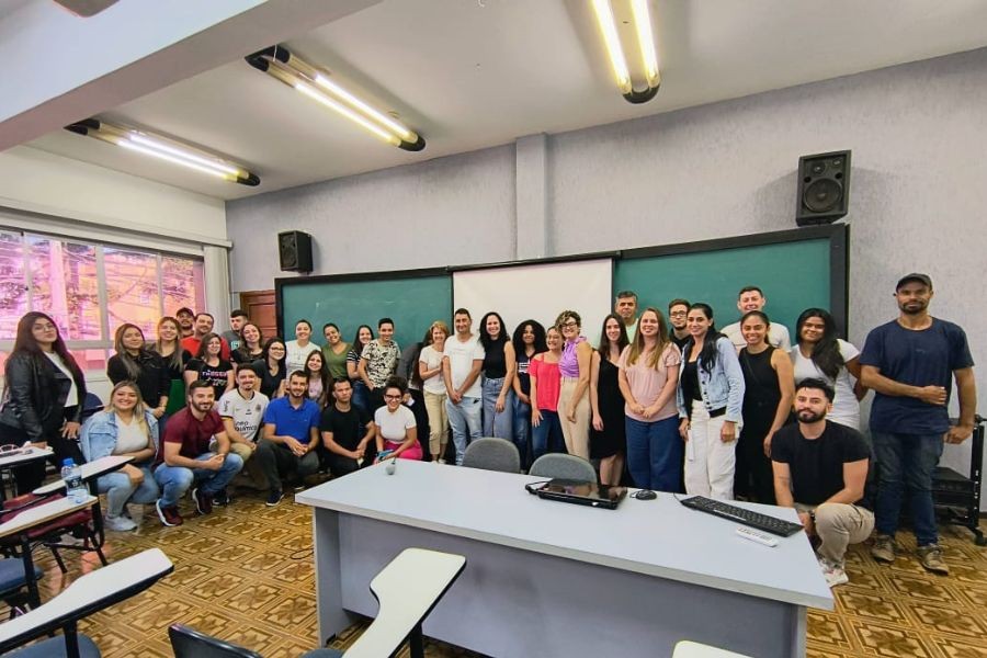 palestra-1-crf-pr-leva-debate-sobre-a-importancia-dos-conselhos-profissionais-na-fapar-em-curitiba