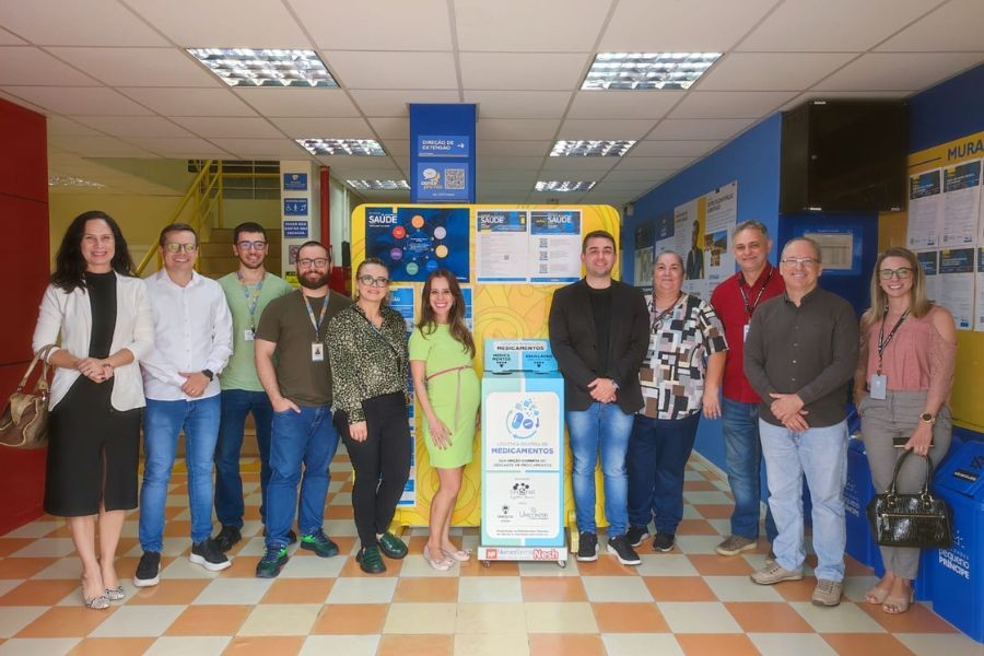 crf-pr-prestigia-projeto-sobre-descarte-de-medicamentos-do-curso-de-farmacia-da-fpp